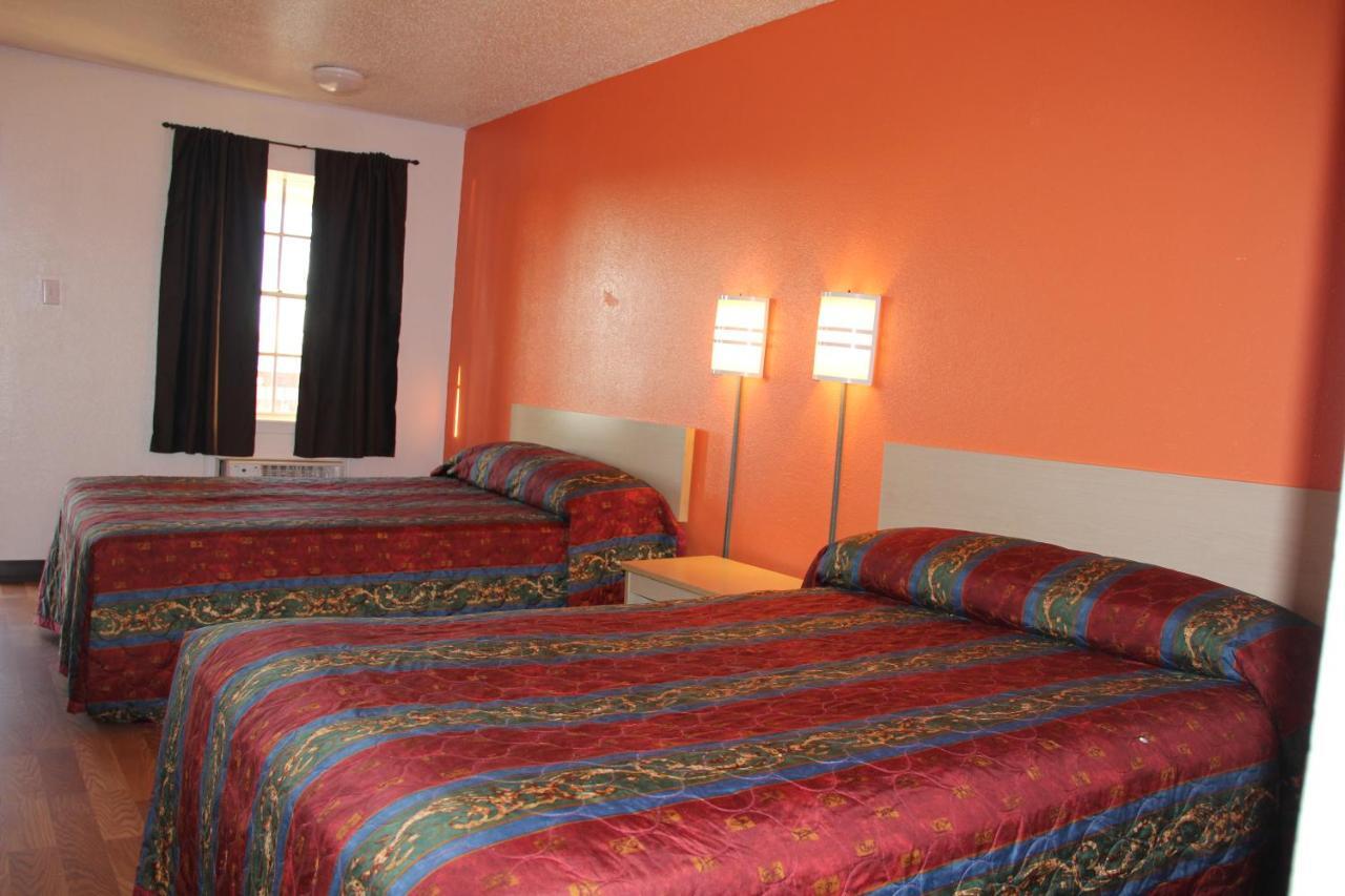 Sherman Inn Екстер'єр фото