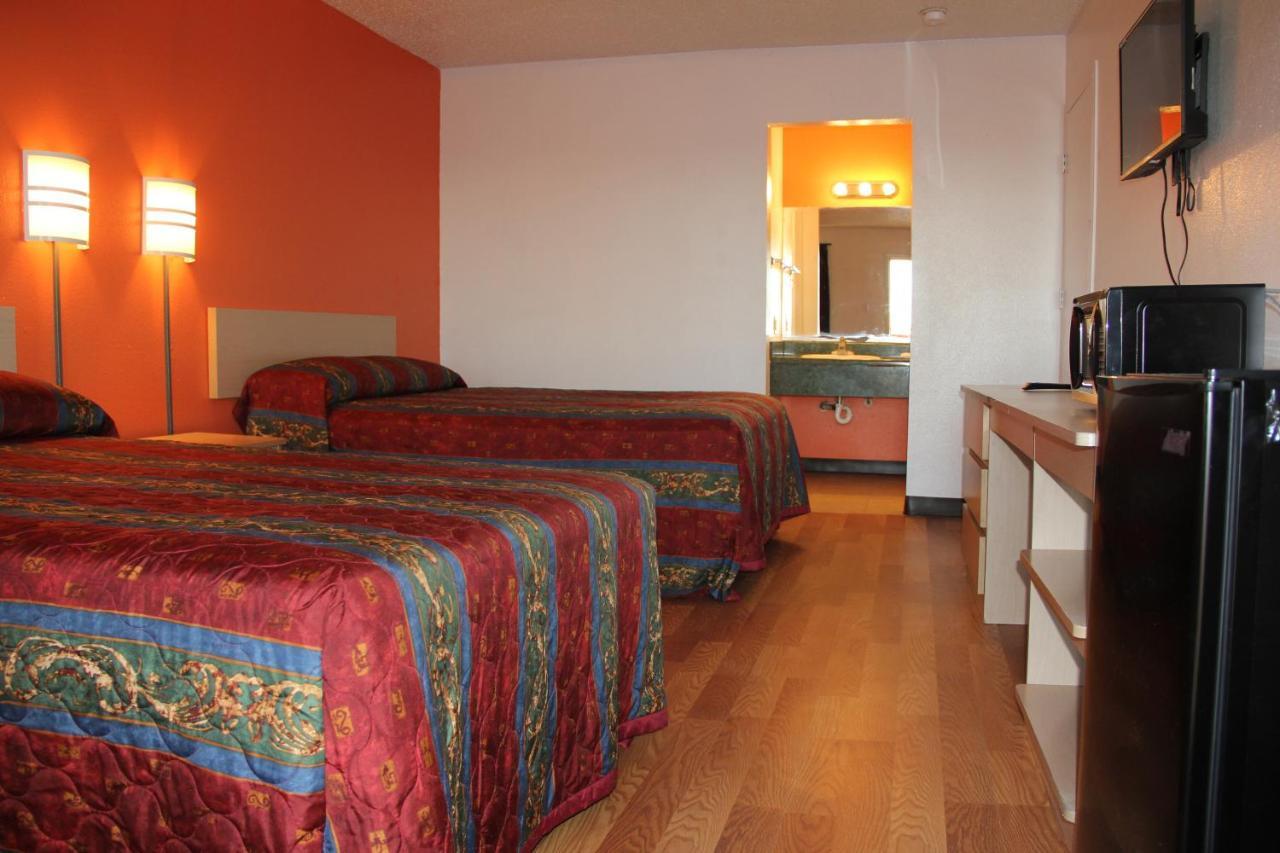 Sherman Inn Екстер'єр фото