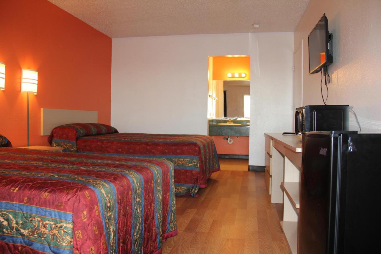Sherman Inn Екстер'єр фото